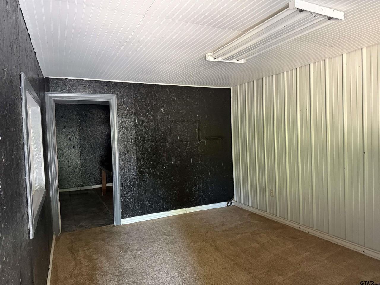 4839 Tidwell Dr - Photo 5 of 9