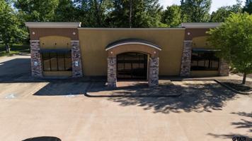 featured image of 520 N Main St