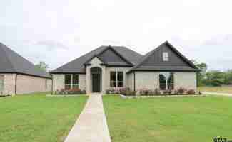featured image of 16527 Cooper Way