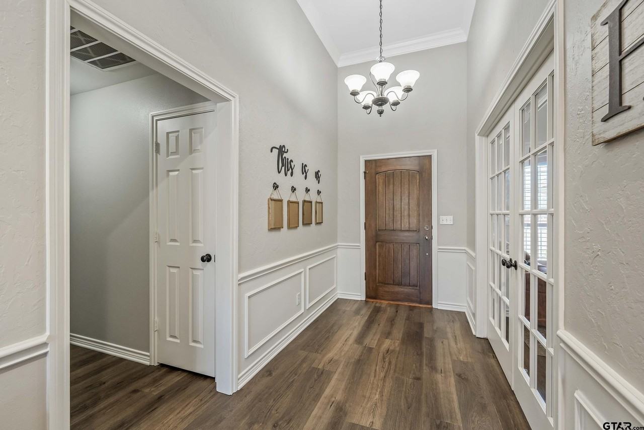 602 Windover Ln - Photo 2 of 29
