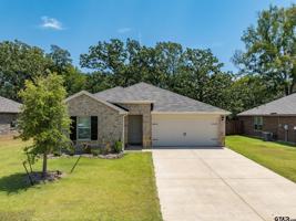 featured image of 1008 N River Oaks Ln