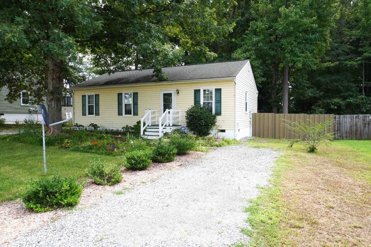 8001 Clovertree Ct #1 - Photo 2 of 20