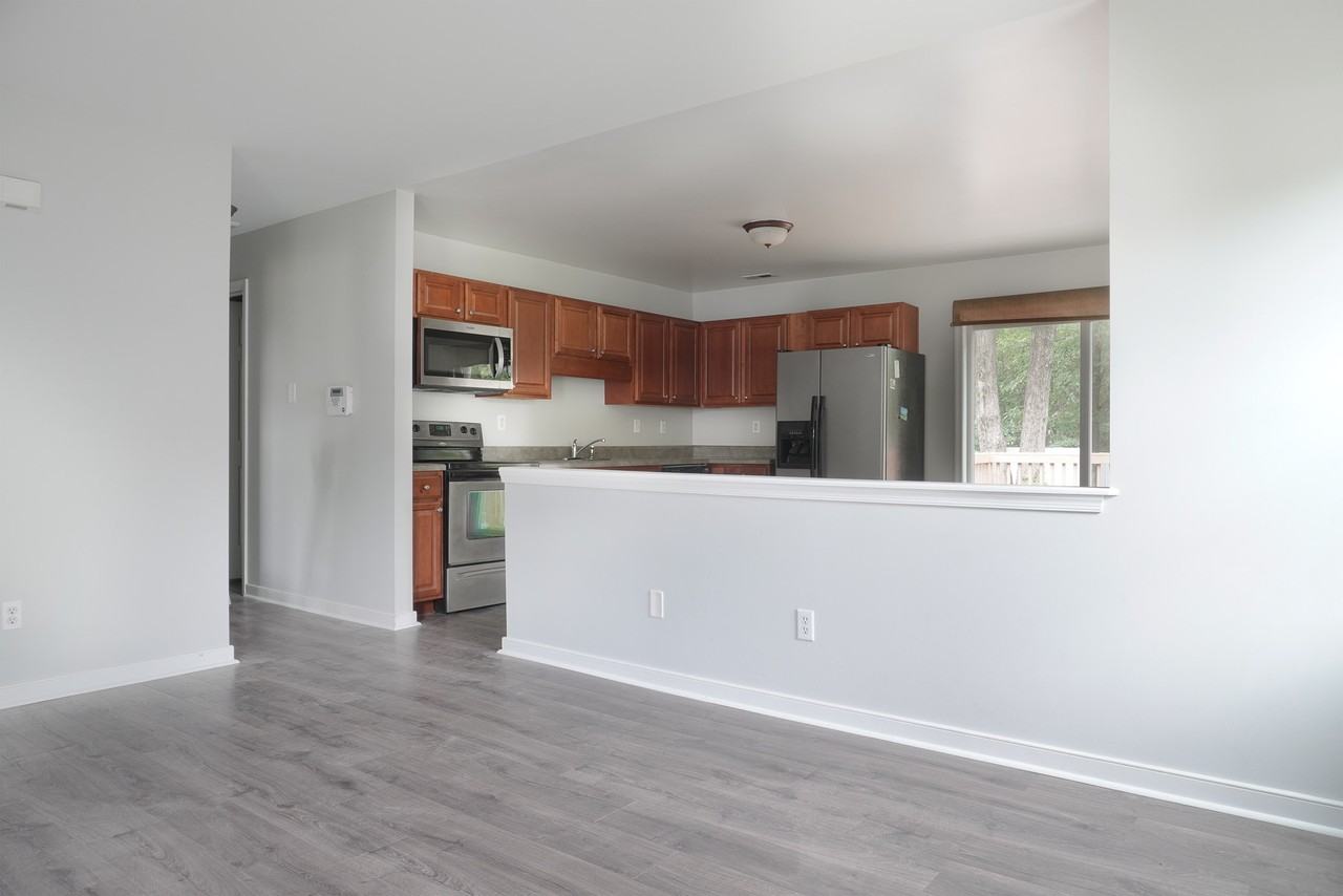 8001 Clovertree Ct #1 - Photo 6 of 20