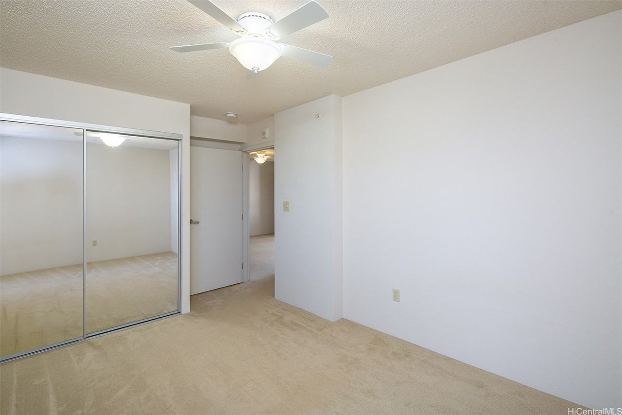 1315 Kalakaua Ave #1911 - Photo 6 of 12
