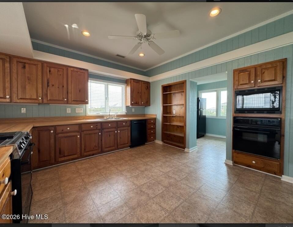 1154 Monroe Ln - Photo 5 of 26