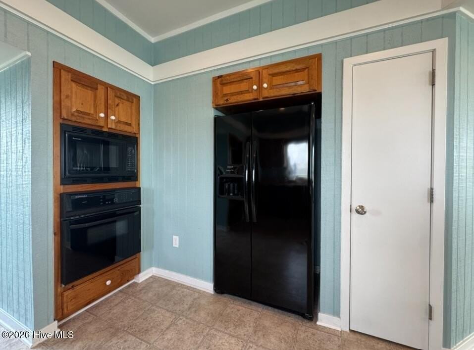 1154 Monroe Ln - Photo 6 of 26