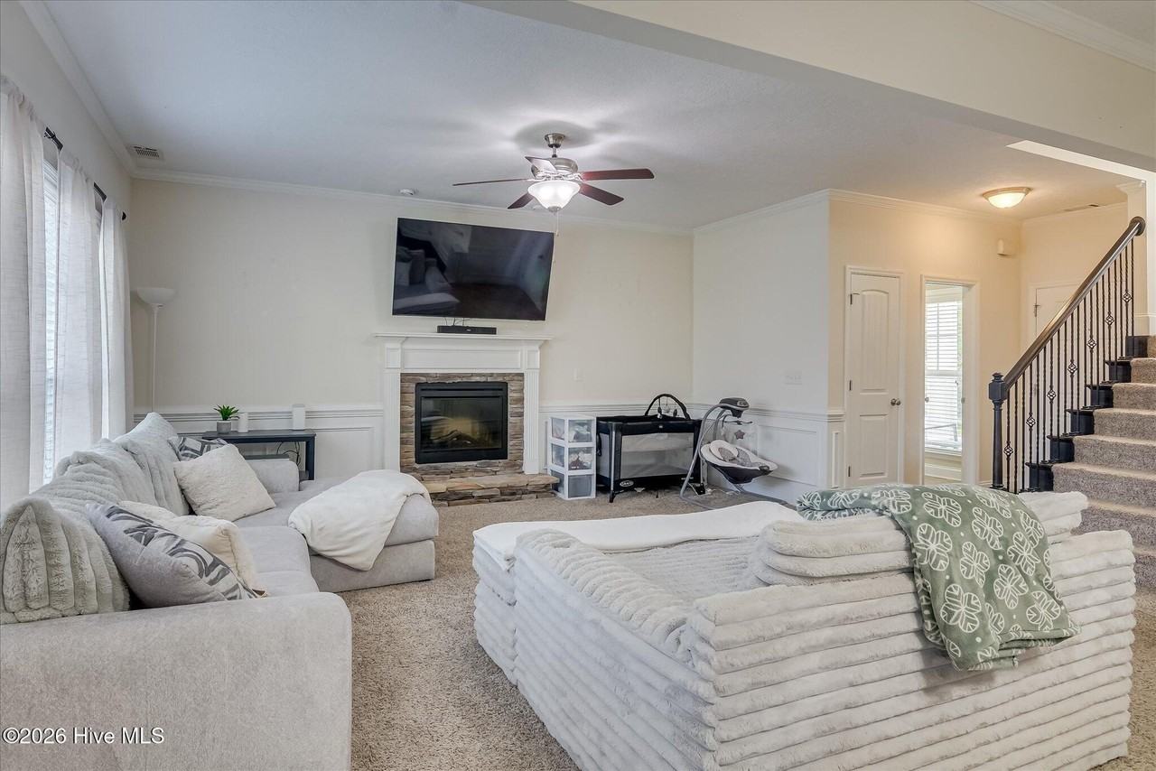 2507 Kari Ln - Photo 7 of 30