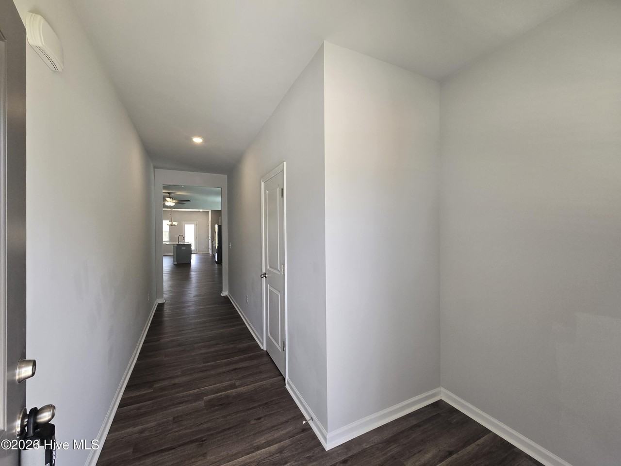 517 Sandy Hollow Dr - Photo 2 of 16