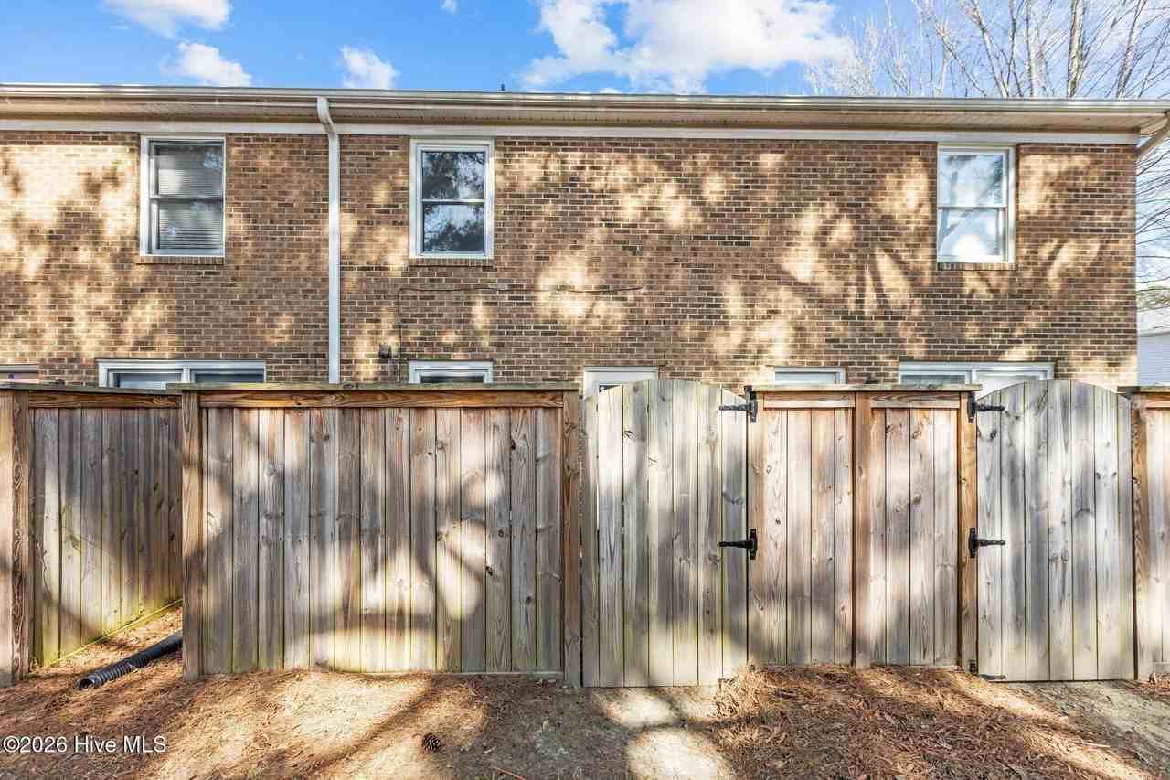 101 David Dr #B15 - Photo 4 of 28