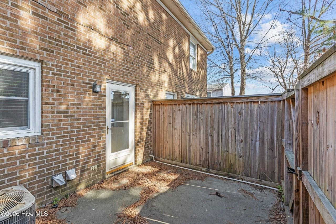 101 David Dr #B15 - Photo 7 of 28