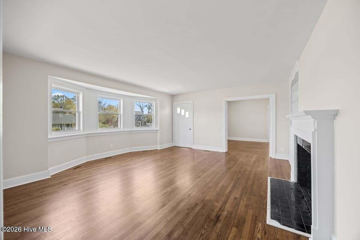 5024 Dortches Blvd - Photo 7 of 12