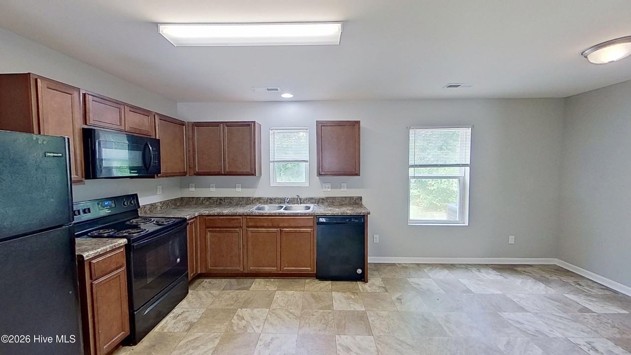 812 S 5th Ave - Photo 5 of 21