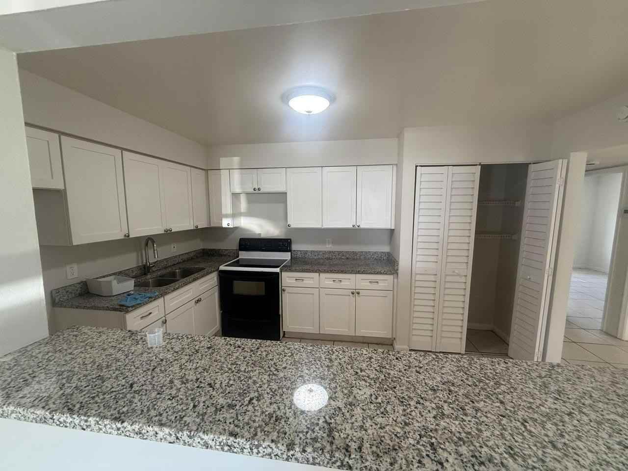 3375 Avenue J - Photo 3 of 11