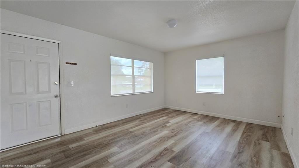 4331 Hudson Blvd - Photo 6 of 17