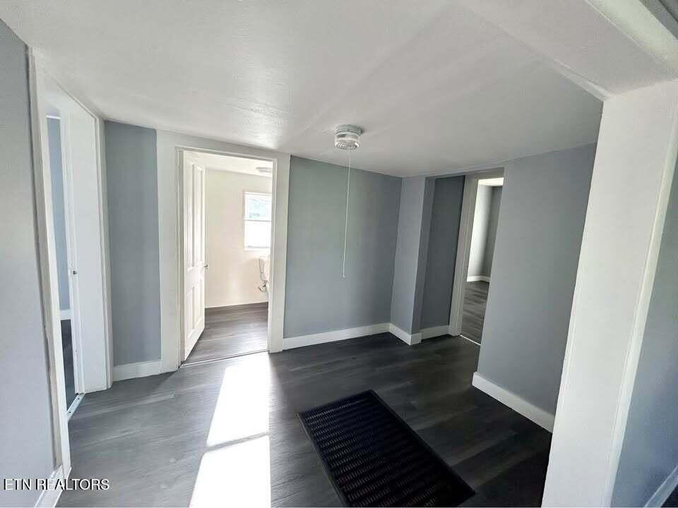 205 S Front St - Photo 2 of 8