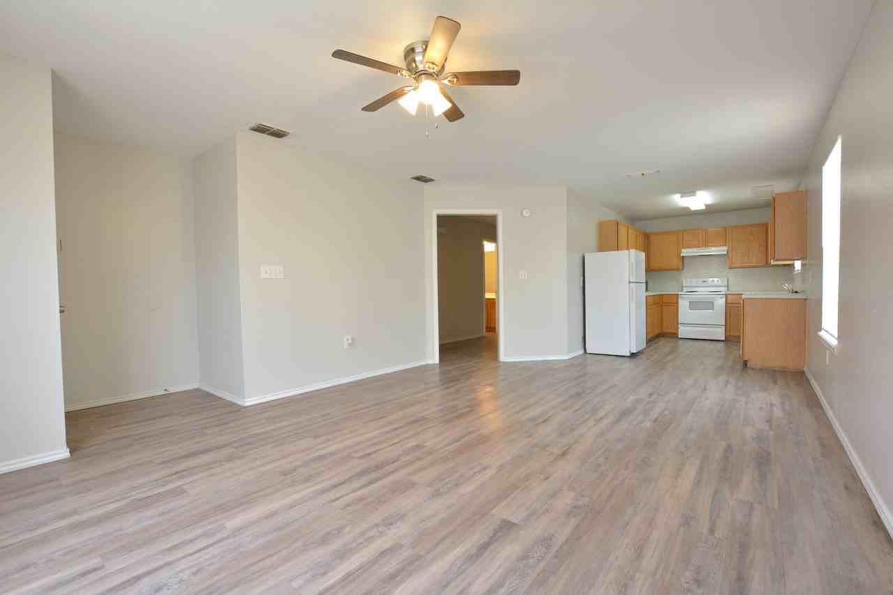 1118 82nd St #A - Photo 5 of 17