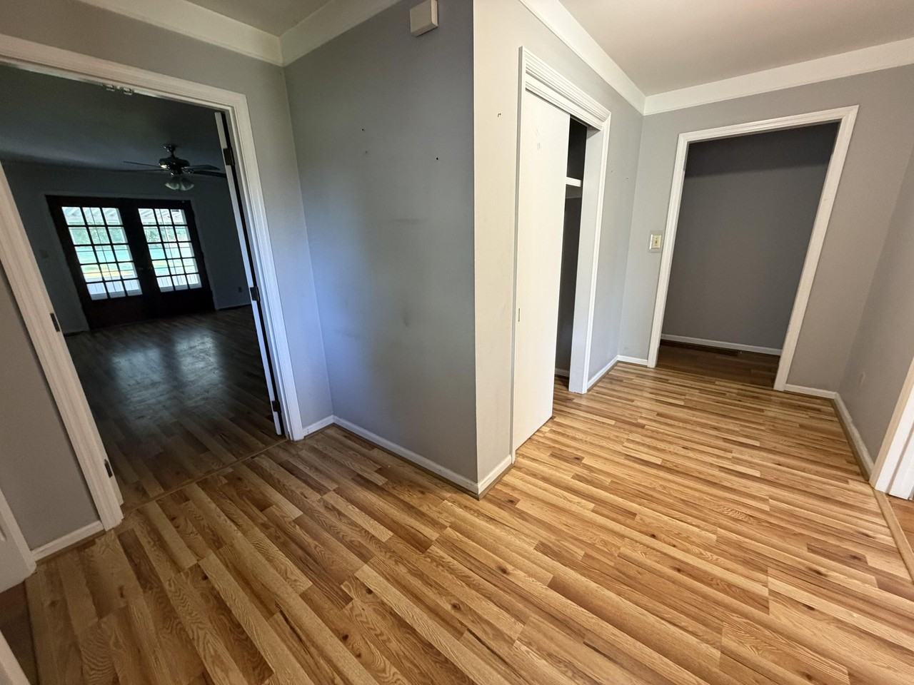 3433 Keithshire Way - Photo 5 of 39