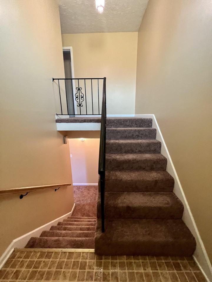 3327 Wood Valley Ct - Photo 2 of 26