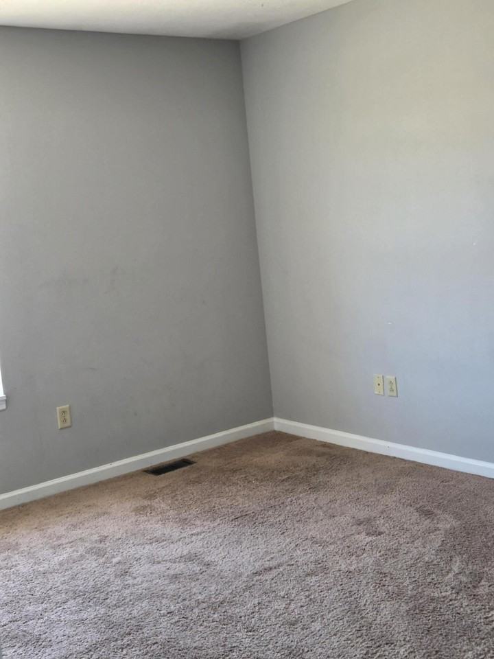 1118 Richmond Green Dr #2 - Photo 3 of 8