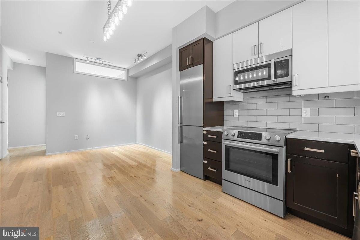 1474 Belmont St Nw - Photo 4 of 14