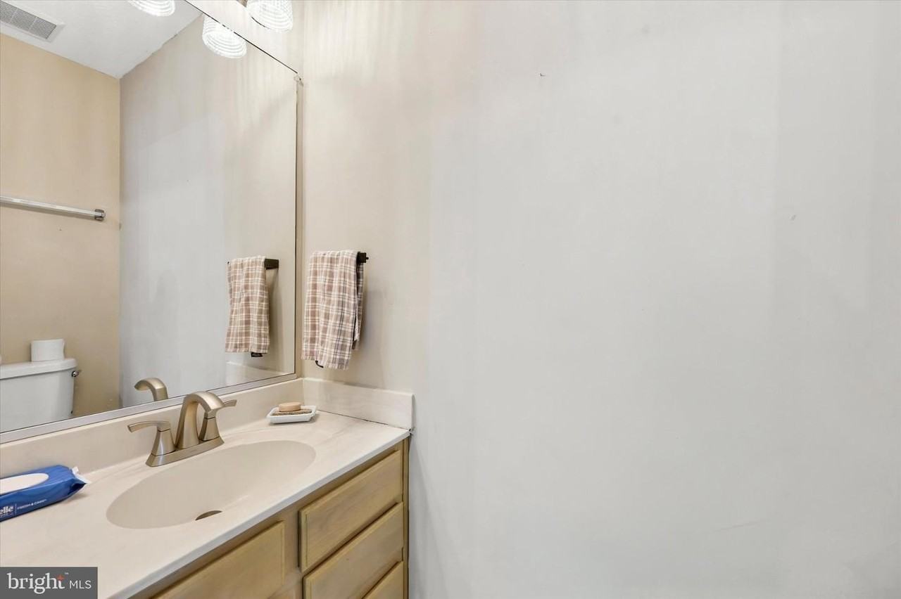 903 Glen Falls Ct - Photo 5 of 14