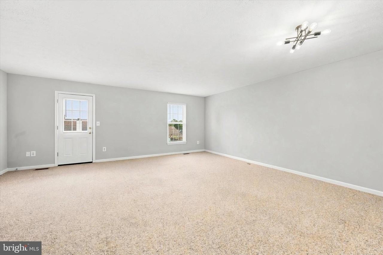 903 Glen Falls Ct - Photo 6 of 14
