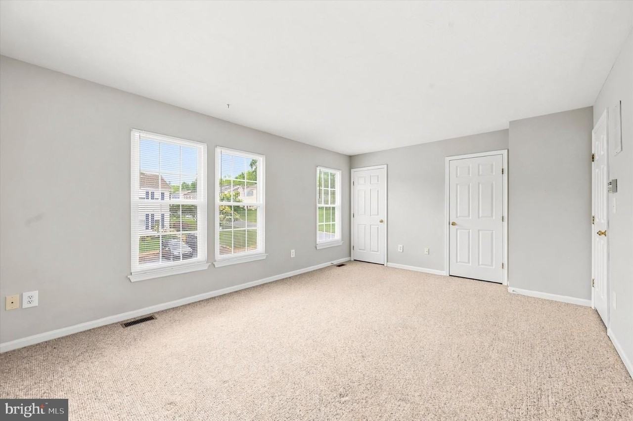 903 Glen Falls Ct - Photo 7 of 14