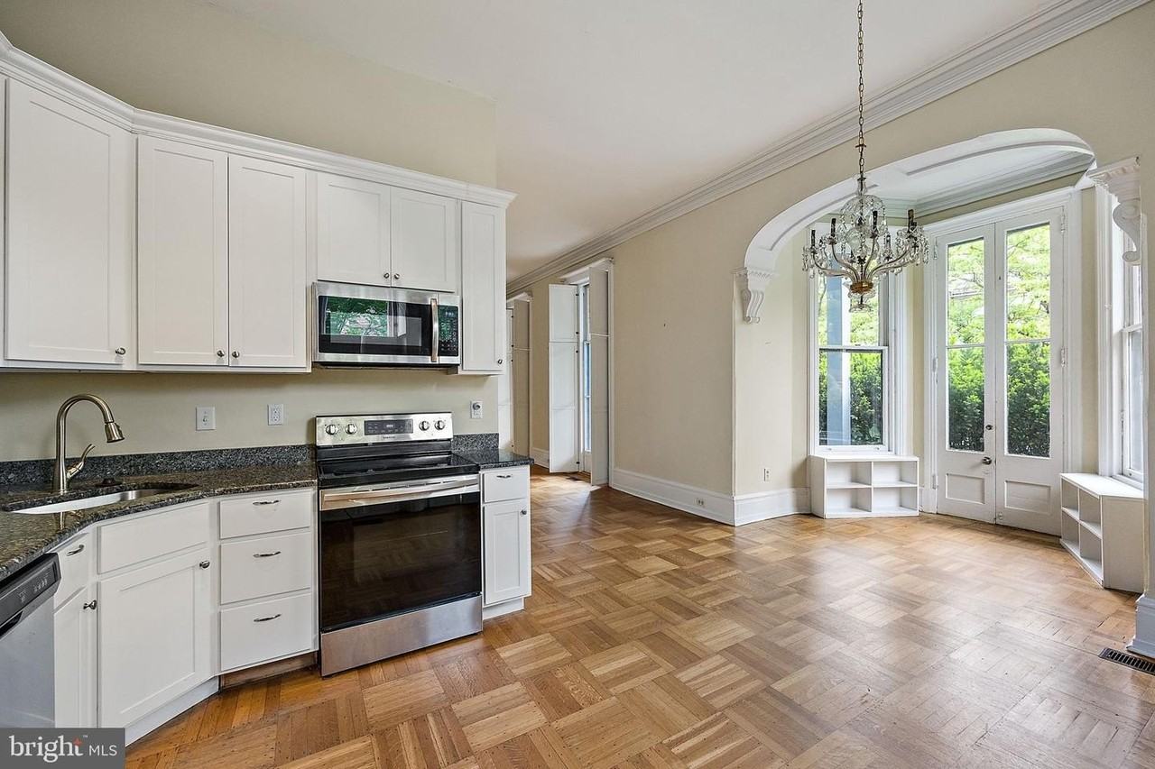 1401 Delaware Ave - Photo 2 of 14