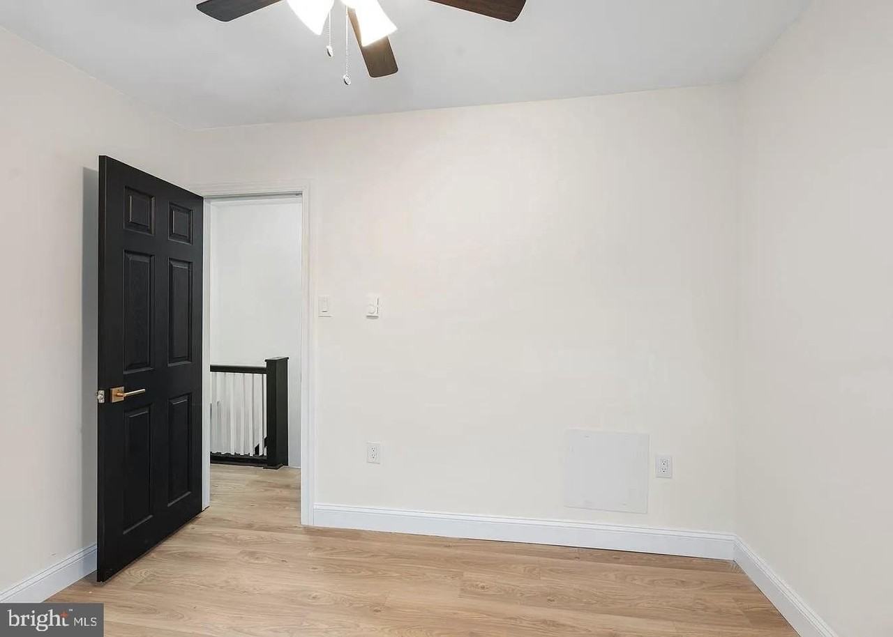 1118 Brown St - Photo 7 of 16