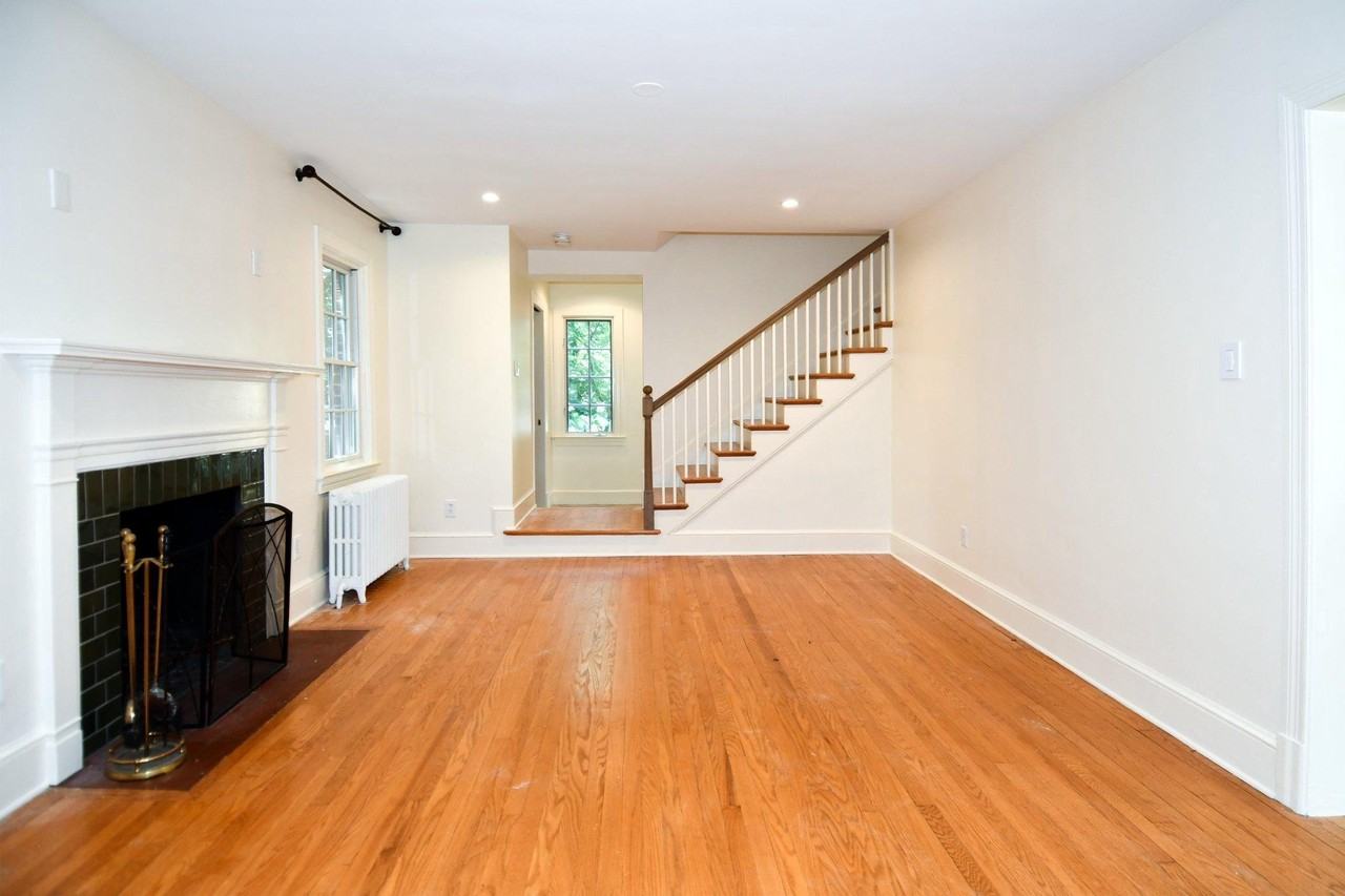 2608 Fordham Rd - Photo 3 of 46