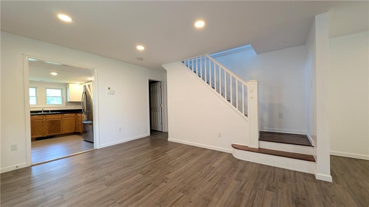 2057 S Delaware Dr - Photo 6 of 15