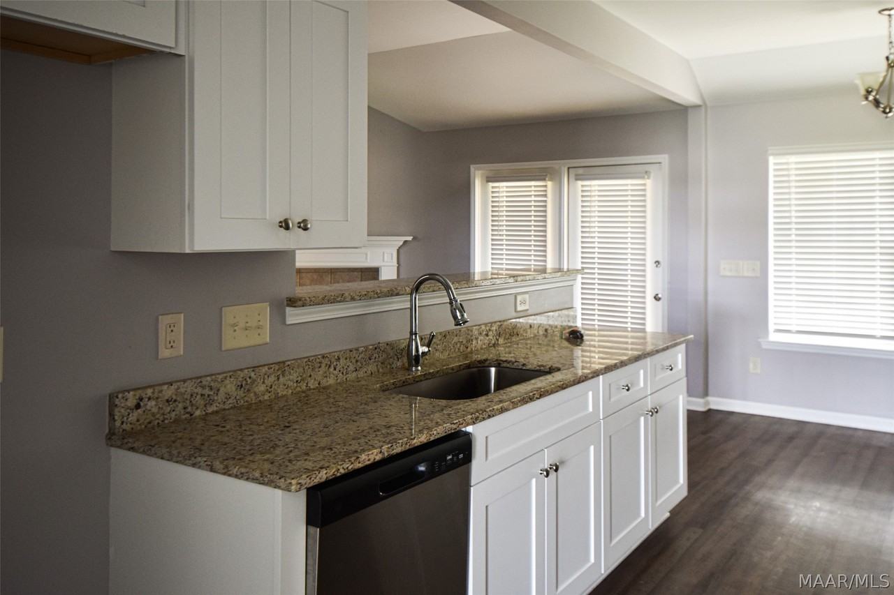 161 Hideaway Ln - Photo 3 of 24