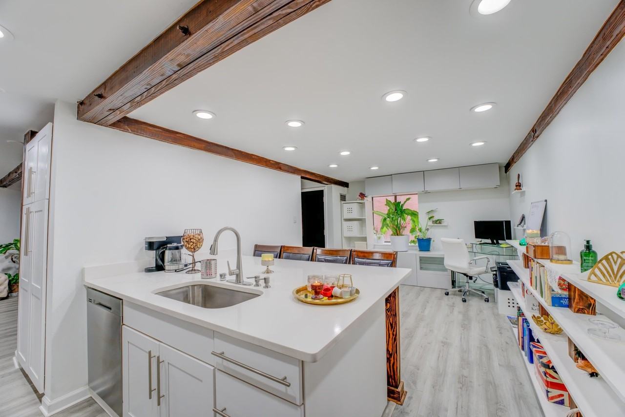 107 S Front St #32 - Photo 6 of 20