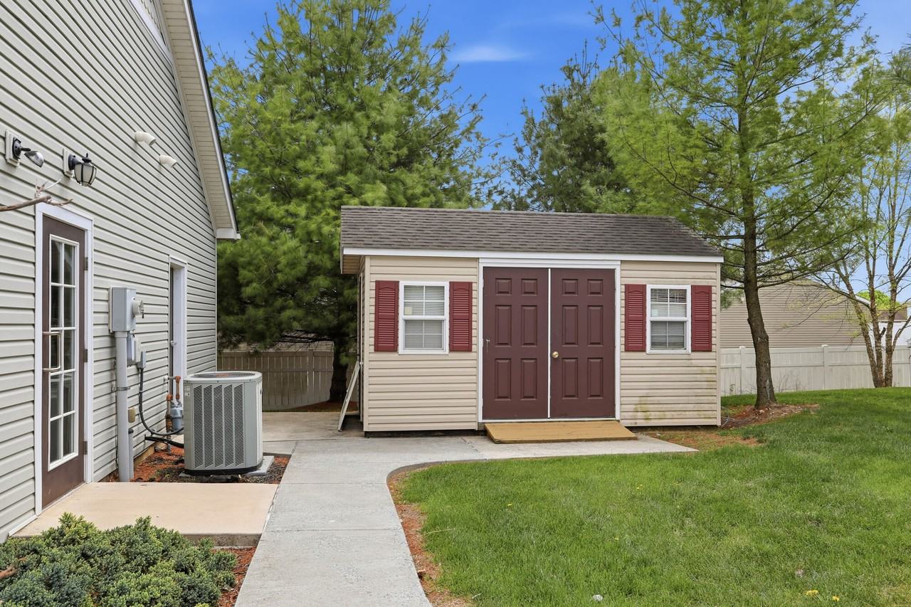 Chambersburg Family Townhomes - Photo 5 of 50