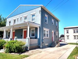featured image of 1233 S Coldbrook Ave