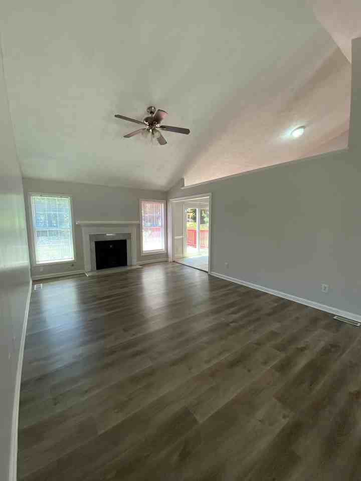 5600 Sugar Crossing Dr #1 - Photo 4 of 28