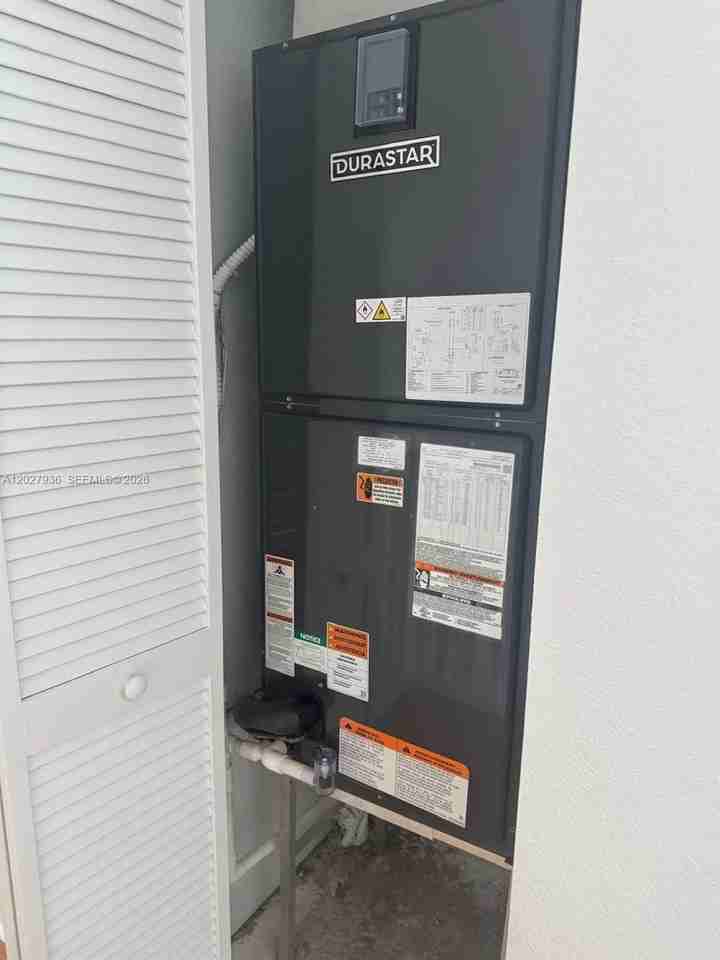 11239 Nw 53rd Ln #0620 - Photo 7 of 10