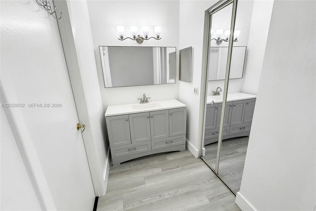 13544 Sw 110th Ter #0 - Photo 7 of 29
