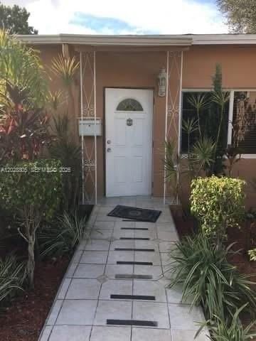 6134 Sw 22nd St - Photo 2 of 16