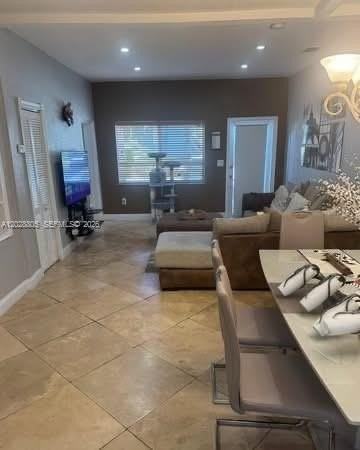 6134 Sw 22nd St - Photo 3 of 16