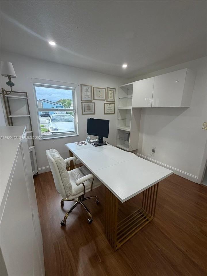 13336 Nw 5th Ter - Photo 4 of 18