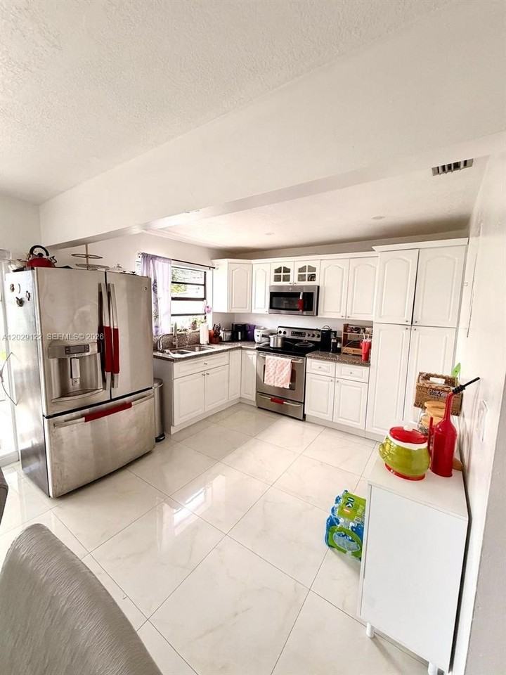 13336 Nw 5th Ter - Photo 7 of 18