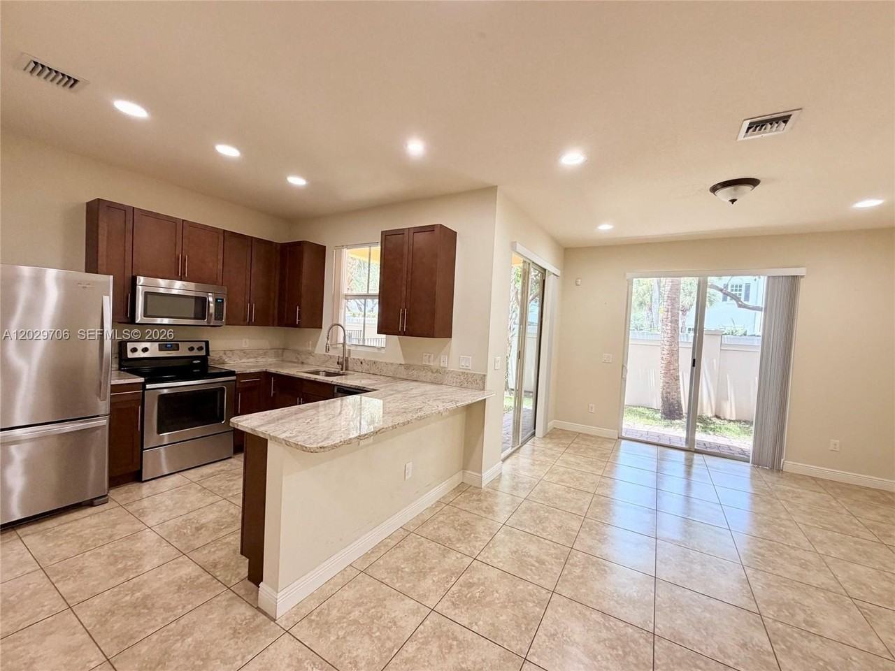 6950 Long Pine Cir #6950 - Photo 5 of 29