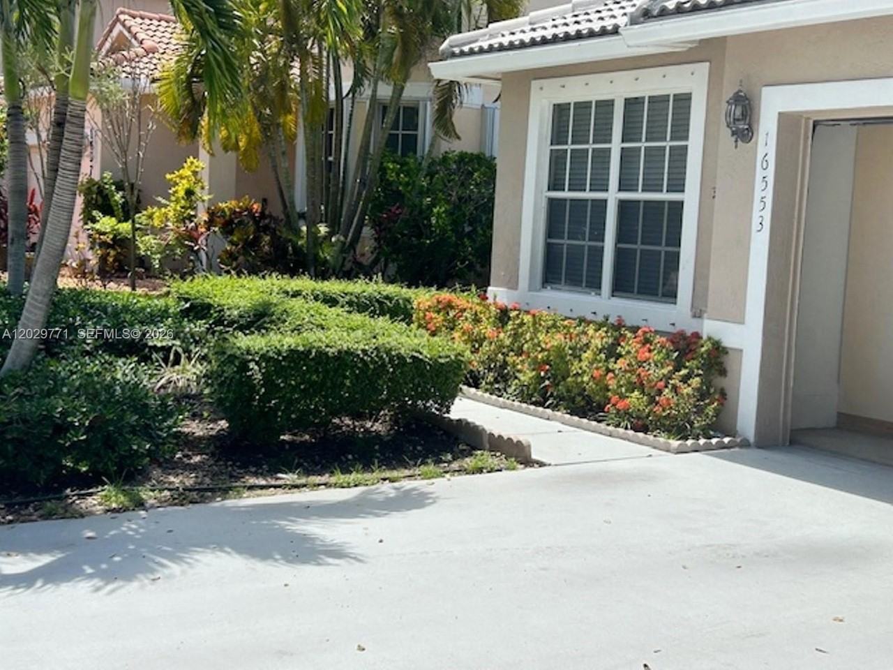 16553 Nw 21st St #16553 - Photo 4 of 11