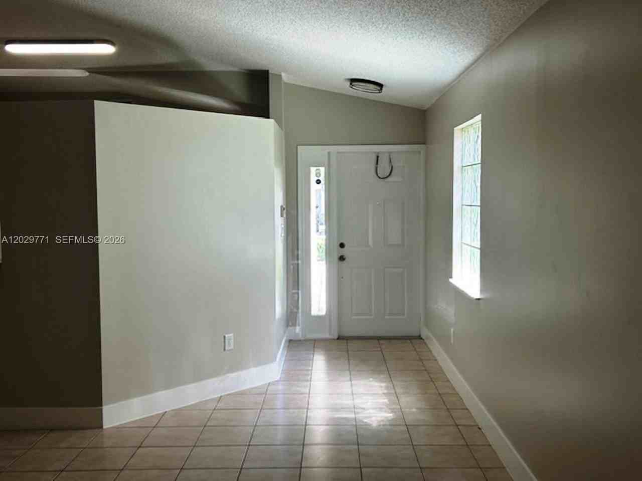 16553 Nw 21st St #16553 - Photo 7 of 11