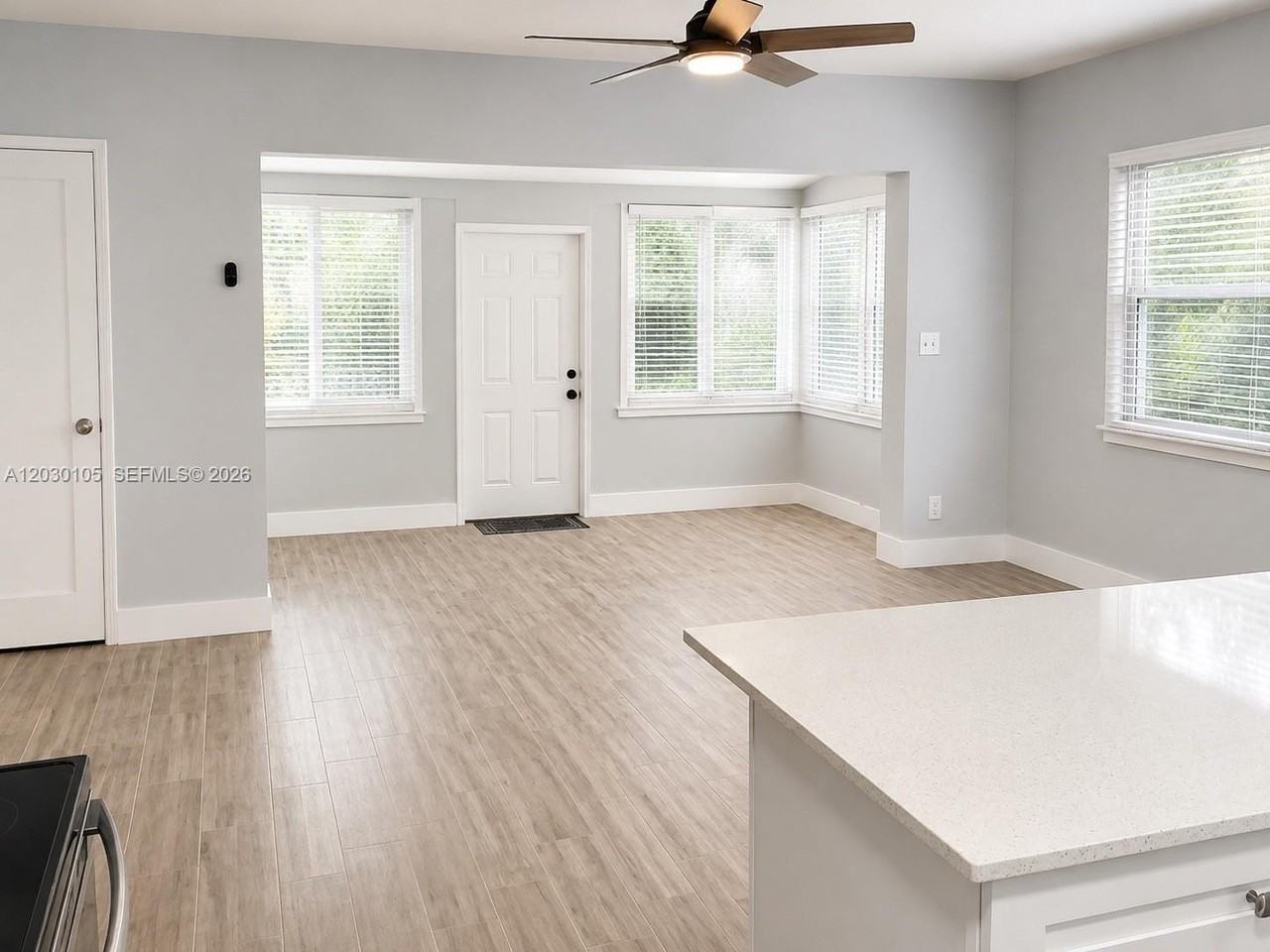 209 Sw 5th St #209 - Photo 3 of 14