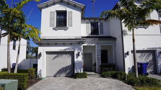 549 Nw 204th St - Photo 1 of 1