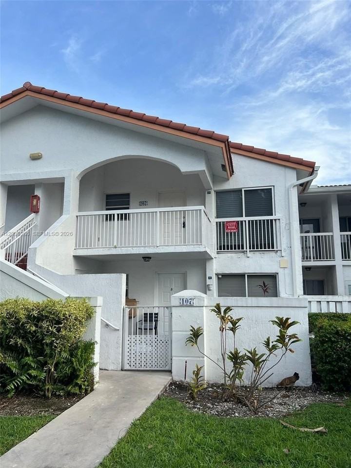 15315 Sw 76th Ter #207