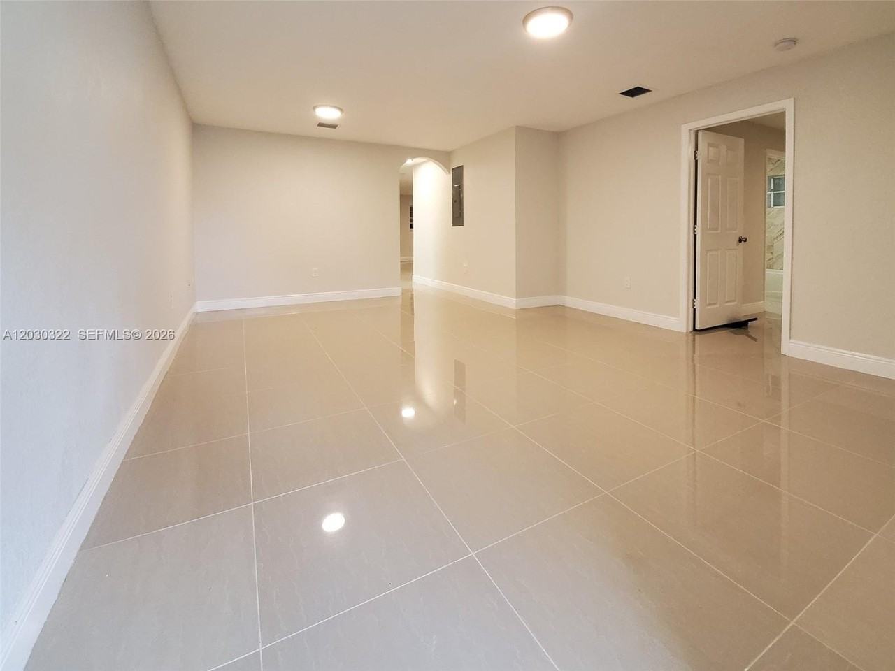 10372 Nw 10th Ave #10372 - Photo 3 of 24