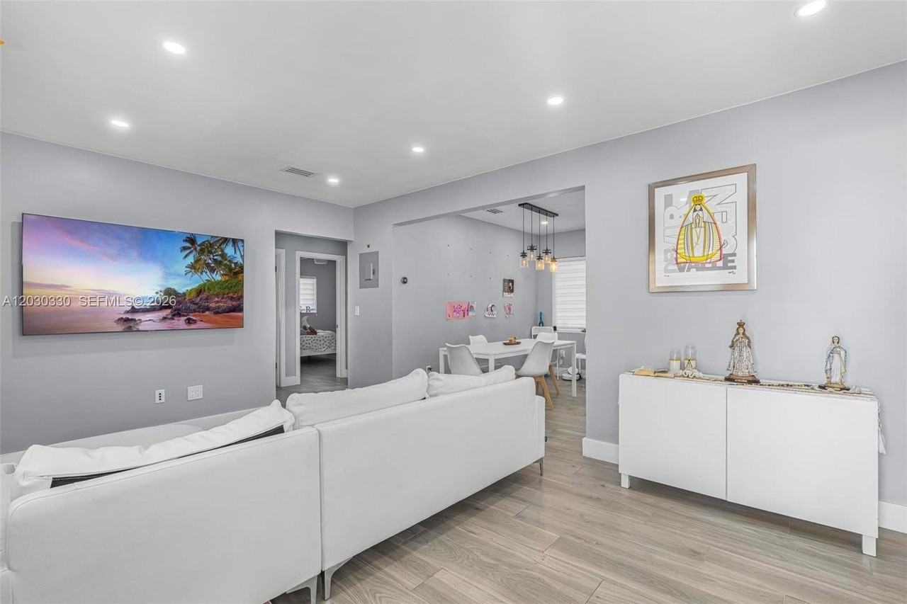 1620 Sw 19th St #1622 - Photo 5 of 20